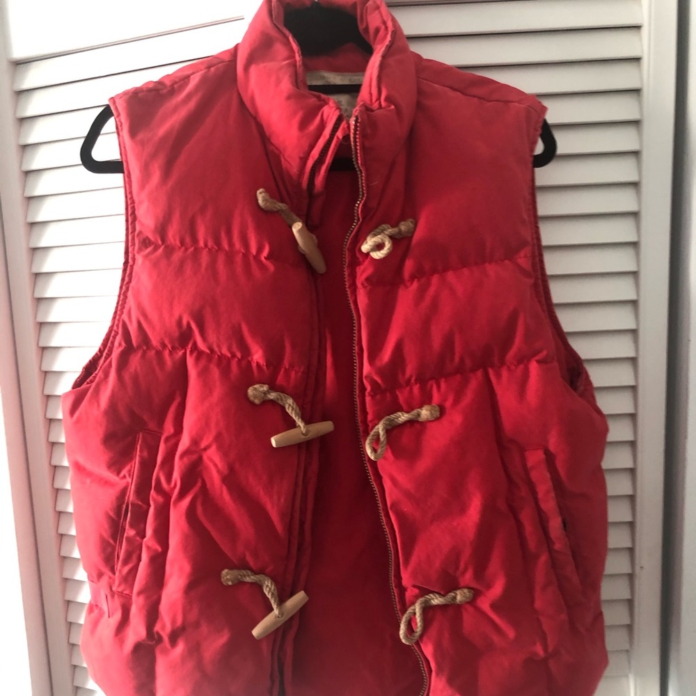 Red best with down